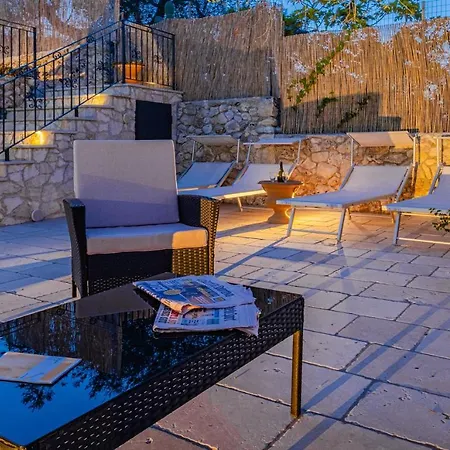 Vanessa Con Piscina Privata - Castro Castro (Lecce)