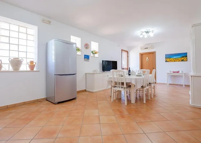 Vanessa Con Piscina Privata - Castro * Castro (Lecce)